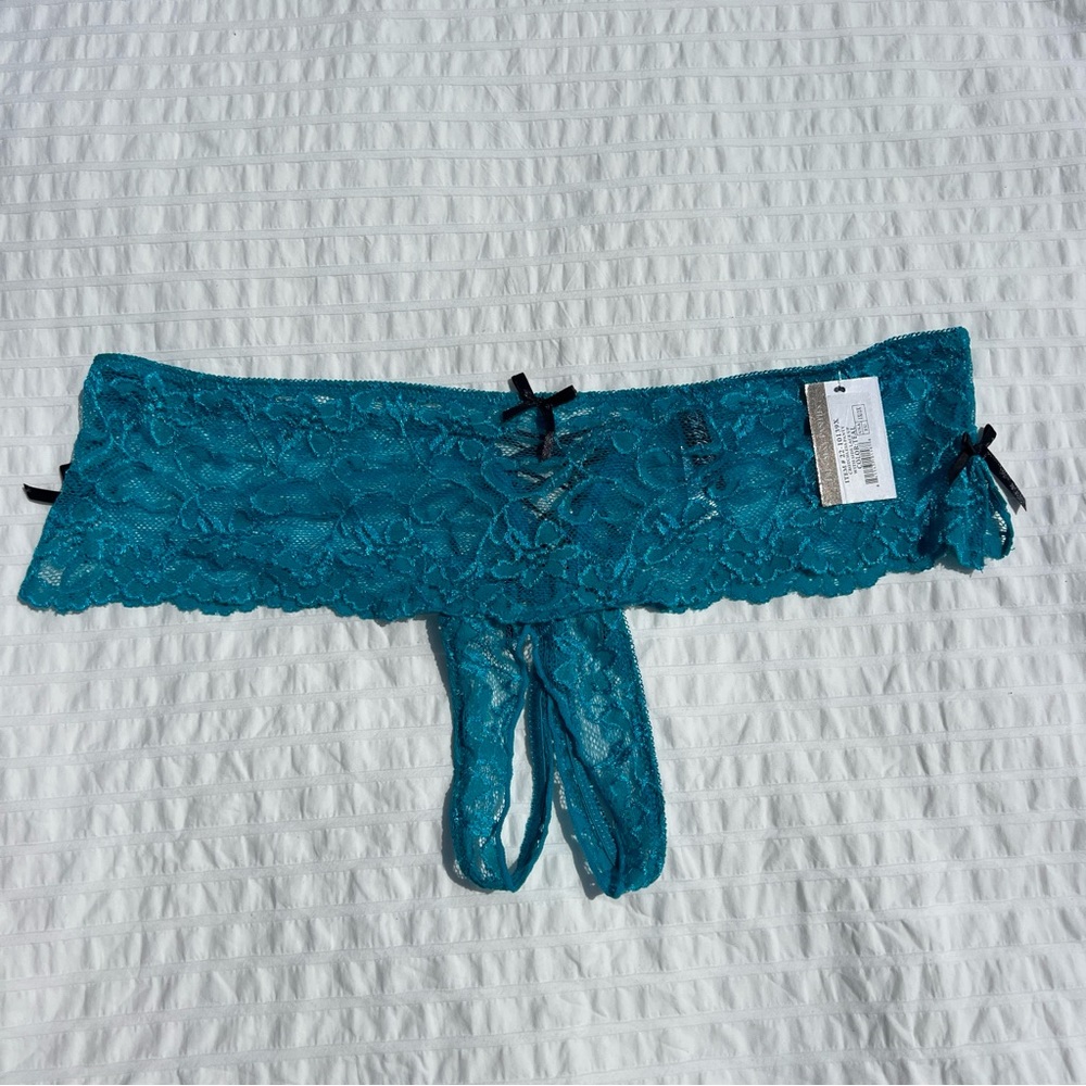 NWT Oh La La Cheri Lingerie Tres Sexy Lace Up Crotchless Panties in Teal, 1X/2X